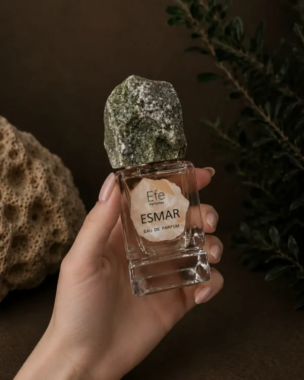 Esmar by Efe Perfumes – Fresh Aquatic Woody Eau De Parfum from the Drift Collection